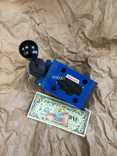 4WMM10E3X/ NEW GERMANY VALVE R900589983 fedex or DHL picture