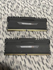 Corsair Vengeance RGB 16GB (2x8GB) DDR4-3000 DIMM 288-Pin CMR16GX4M2C3000C15 picture