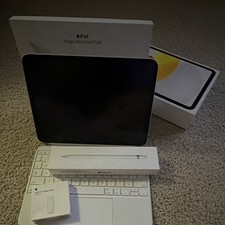 Apple 10 Gen iPad/Silver - 256 GB Wi-Fi + Magic Keyboard Folio and Apple Pencil picture