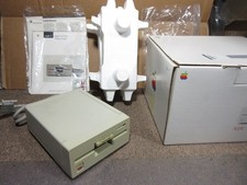 Apple II, II+, IIe, UniDisk, 5.25