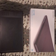 Huion Inspiroy Q11K Wireless Graphics Tablet with Pen, Model Q11K READ DESC picture