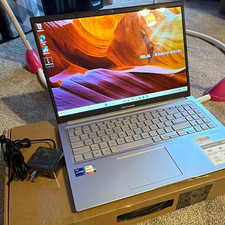 ASUS VivoBook 15.6in i7 40GB RAM 1TB SSD Win11 Home Grade A Condition picture