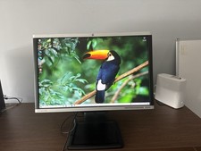 HP Compaq LA2405WG 24