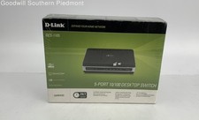 D-Link DES-1105 5-Port 10/100 Desktop Ethernet Switch - New picture