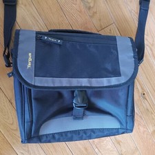 Targus AC0066 TSM148-50 Tablet Carrying Case Black Messenger Bag 11