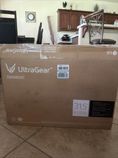 LG 32 inch UltraGear QHD 180Hz 1ms Curved Gaming Monitor - 32GS60QC-B - Open Box picture