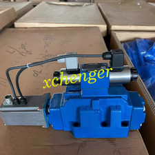 1PCS REXROTH R900731922 4WRKE25E350L-3X/6EG24EK31/A1D3M  new via FedEx or DHL picture