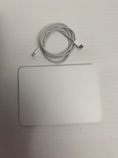 Apple Magic Trackpad - USB C White Multi-Touch Surface picture