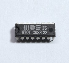 Commodore MOS 8701 Clock Generator Timing Chip C64/C128 (7701) #2088 picture