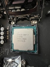 Intel Core i7-8700K Processor (3.7GHz, 6 Cores, LGA 1151) - SR3QR picture