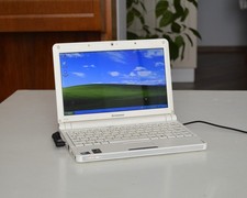 Lenovo IdeaPad S10e Laptop Netbook Windows XP White Vintage Keyboard Fault picture