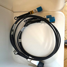 Dell DAC-QSFP-4SFP-10G-1M 40GbE QSFP+ to 4x 10GbE SFP+ Breakout Cable picture