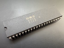 MOS 6502 CPU picture