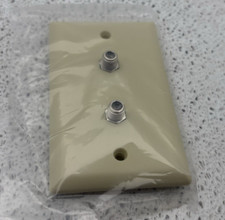 40982-001 LEVITON F-CONNECTOR FLUSH MOUNT DUPLEX WALLPLATE LOT OF 8 picture