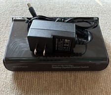 Monoprice 8 Port 10/100/1000 Mbps Gigabit Ethernet Switch M1008D picture