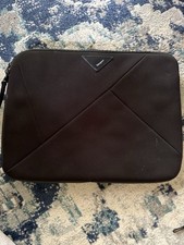 Targus  Black Neoprene Padded Laptop Computer Or Tablet Sleeve Case 15 Inch picture