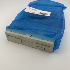 DF354H068G ibm / alps 3.5 inch 1.44MB floppy drive Beige NOS picture
