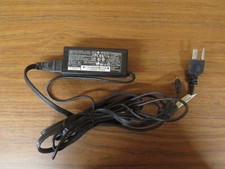 + COMPAQ PA-1530-02C P/N:159224-001 AC ADAPTER picture
